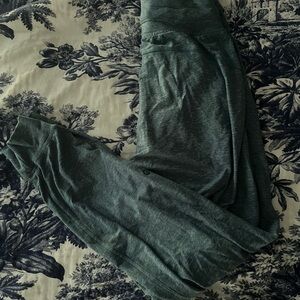 Ready to Rulu full length pants, size 4